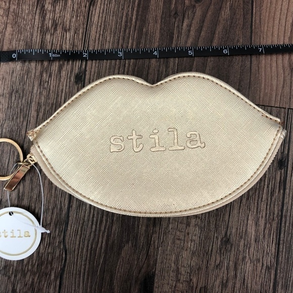 STILA Champagne Gold Lips Pouch - Picture 3 of 3